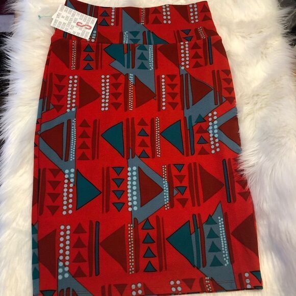 NWT Cassie Lularoe skirt size Small S - Picture 1 of 3